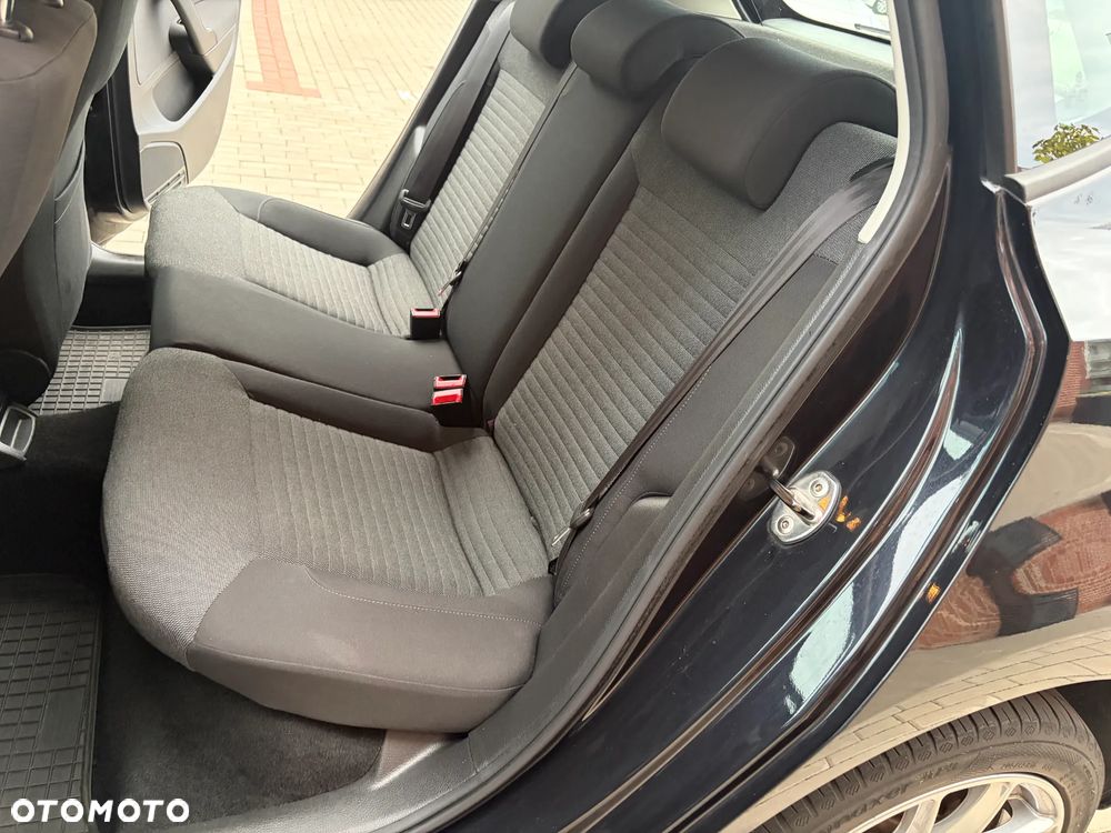 Volkswagen Polo 1.2 TSI Blue Motion Technology Comfortline - 30
