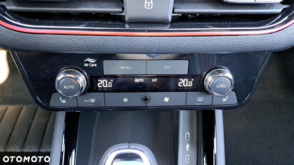 Skoda Kamiq 1.0 TSI Monte Carlo DSG - 25