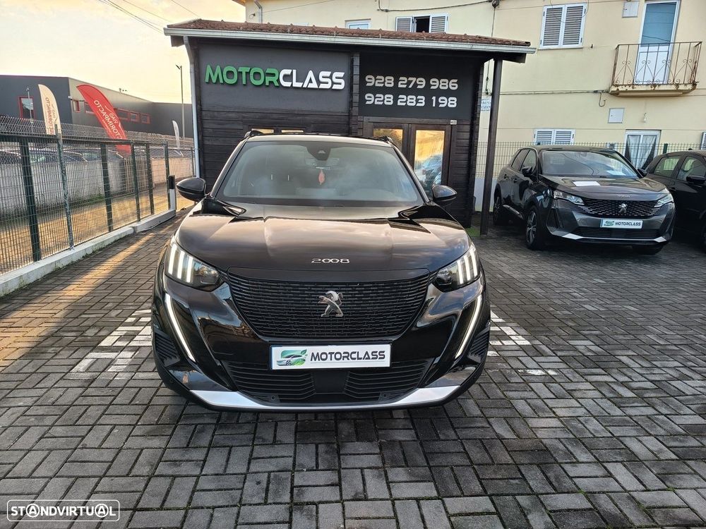 Peugeot e-2008 50 kWh GT - 2