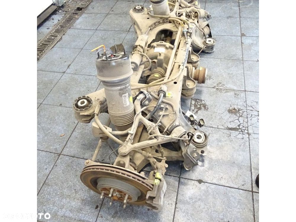 JAGUAR XJ 5.0 TYLNA BELKA DYFER 9W834A213-AG,3.31 - 2