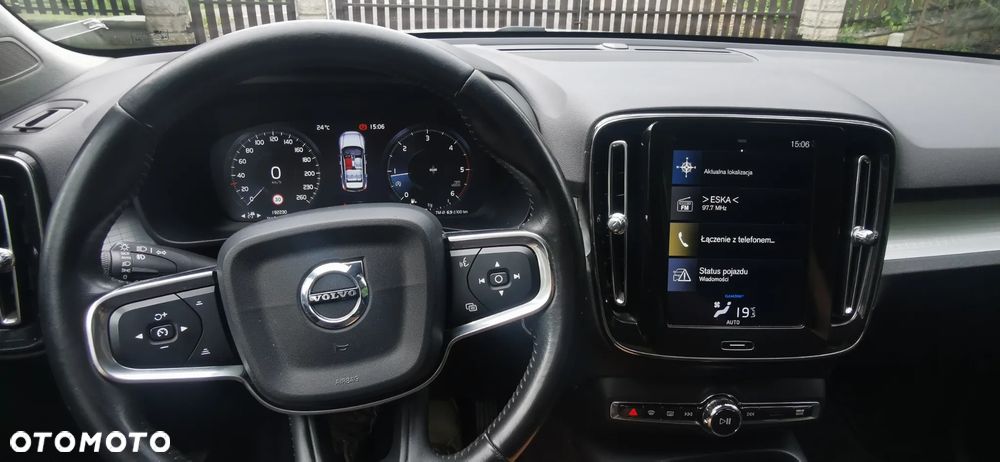 Volvo XC 40 D3 AWD Momentum - 19