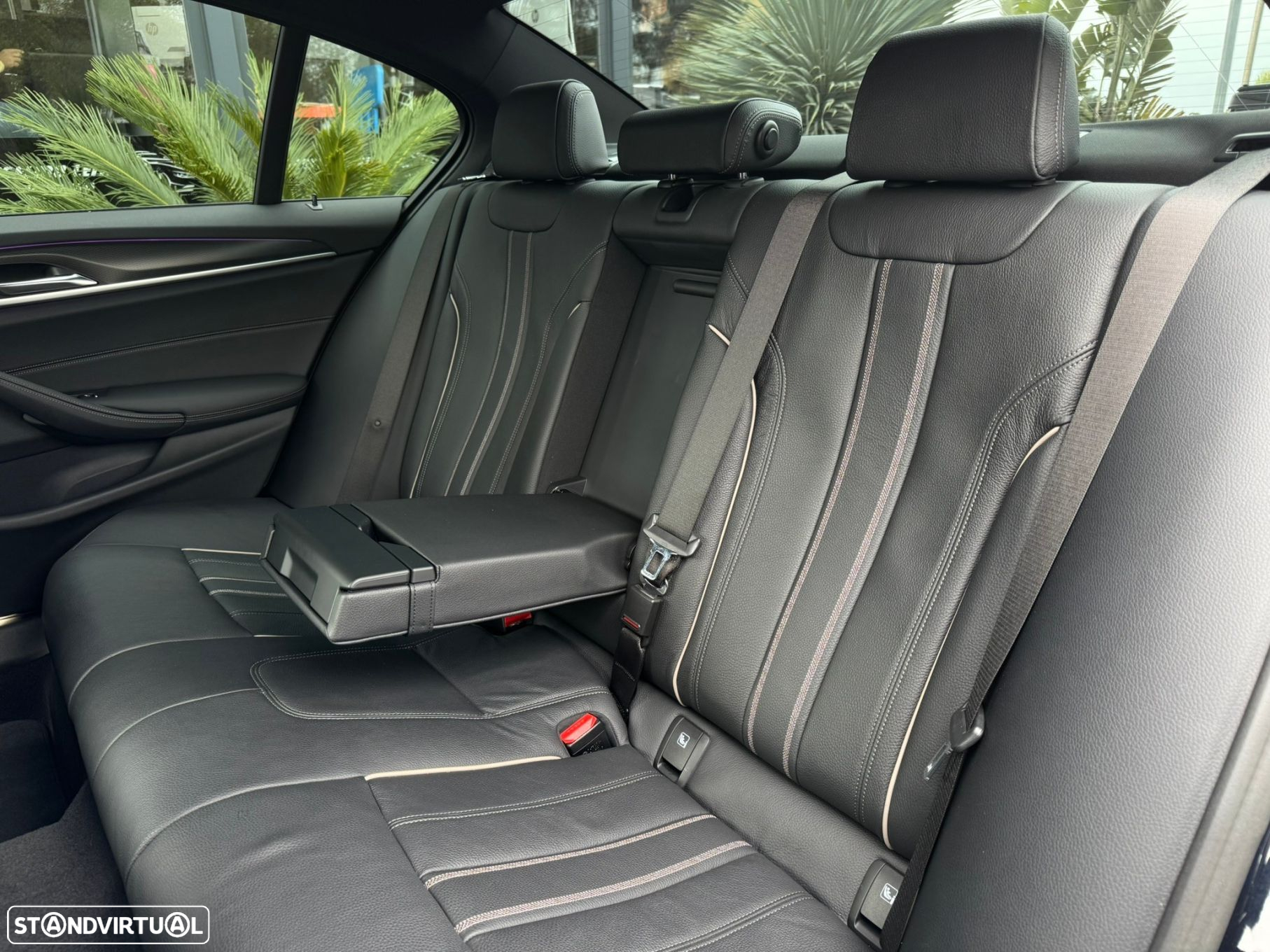 BMW 520 e Pack M - 22