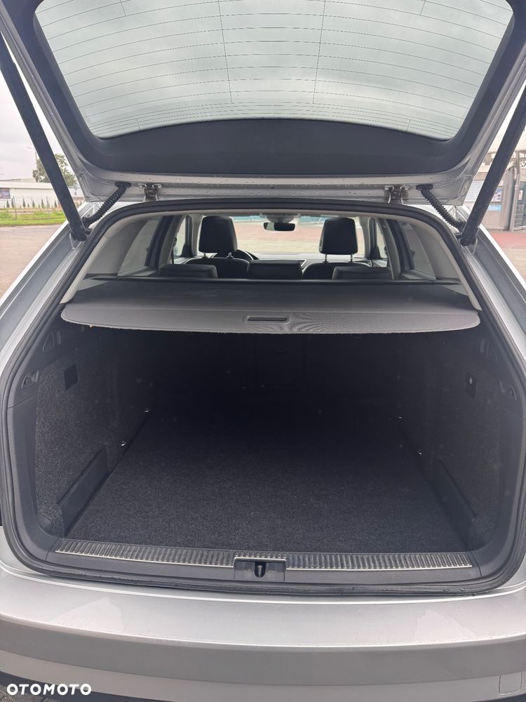 Skoda Superb 1.8 TSI DSG SportLine - 16