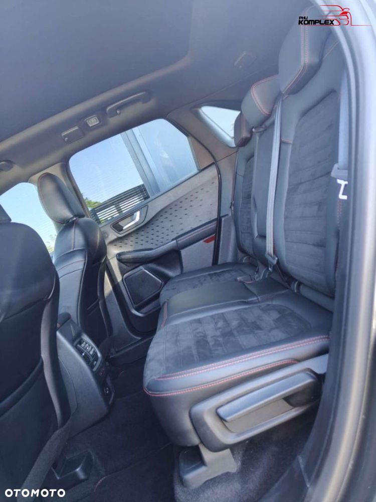 Ford Kuga - 8