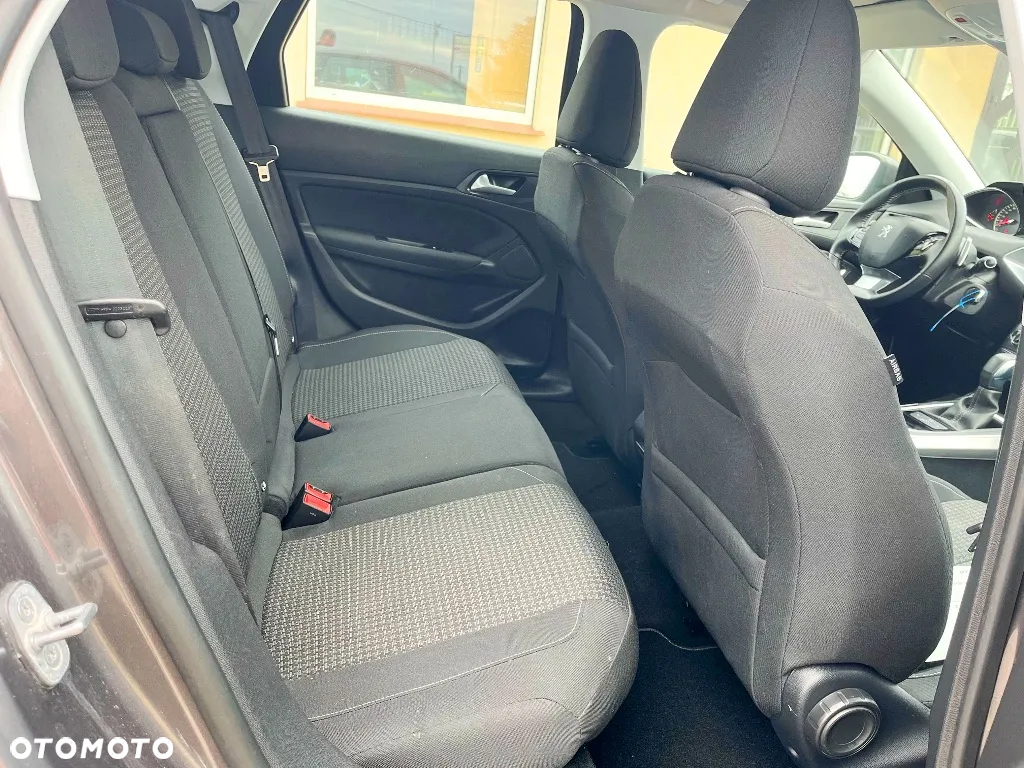 Peugeot 308 1.5 BlueHDi Active S&S EAT6 - 6