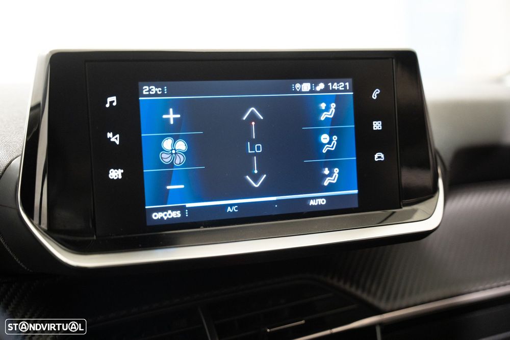 Peugeot 2008 1.2 PureTech Active EAT8 - 21