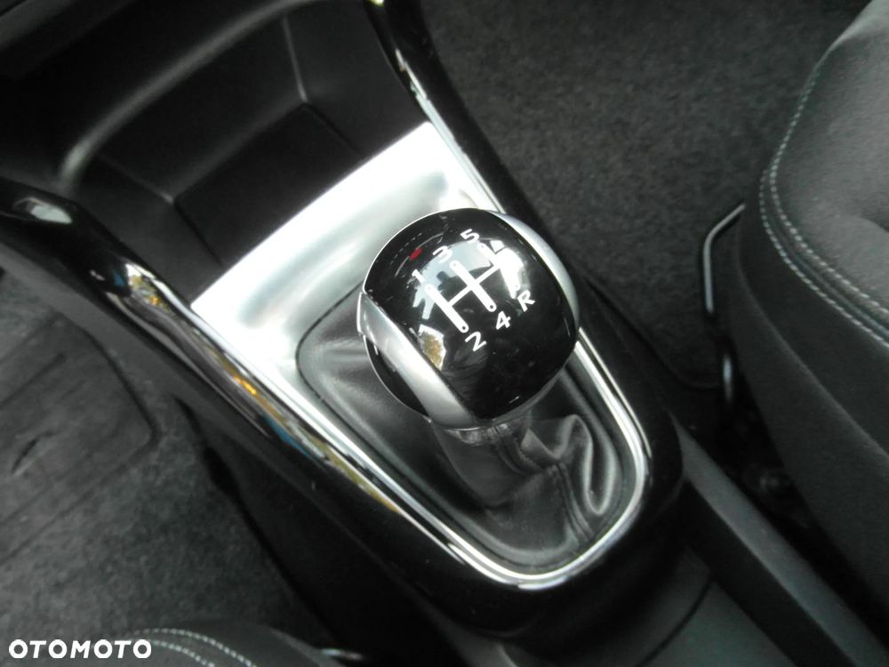 Citroën DS3 VTi 120 SoChic - 28