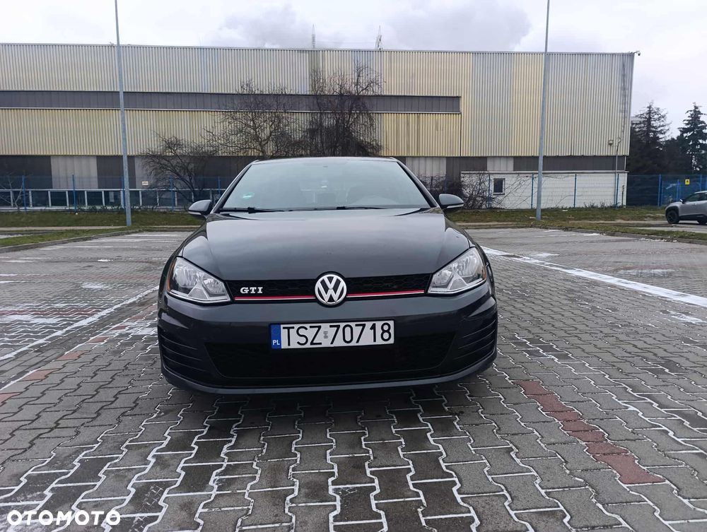 Volkswagen Golf 2.0 TSI BMT GTI - 24