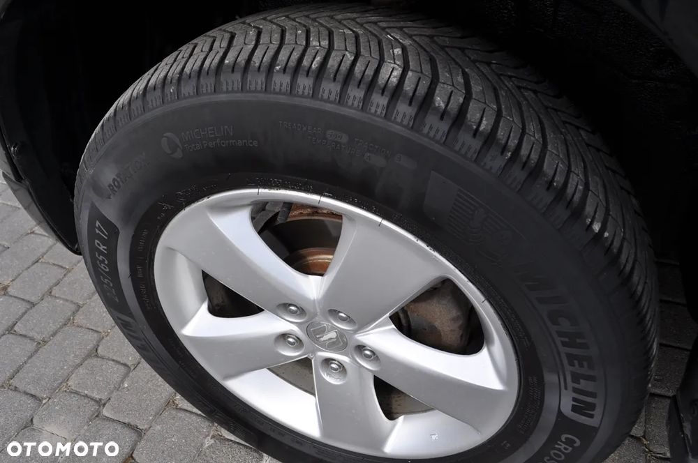 Suzuki Grand Vitara 2.0 Comfort - 32