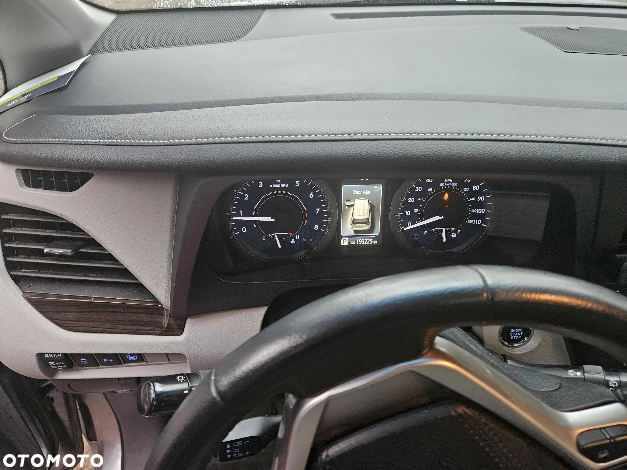 Toyota Sienna 3.5 V6 XLE AWD - 10