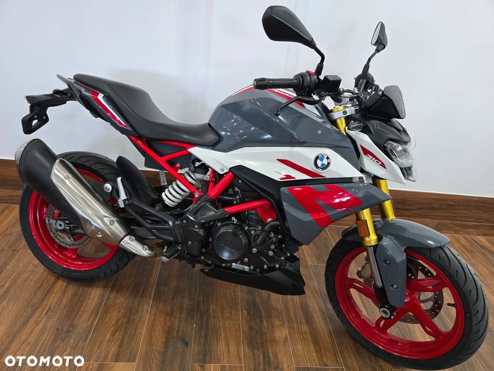 BMW G - 1