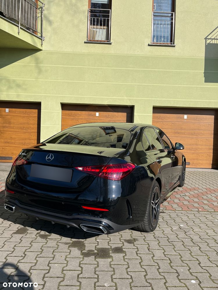 Mercedes-Benz Klasa C 300 e PHEV AMG - 3