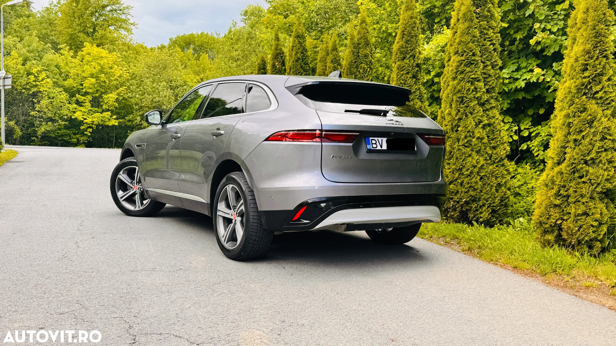 Jaguar F-Pace - 6