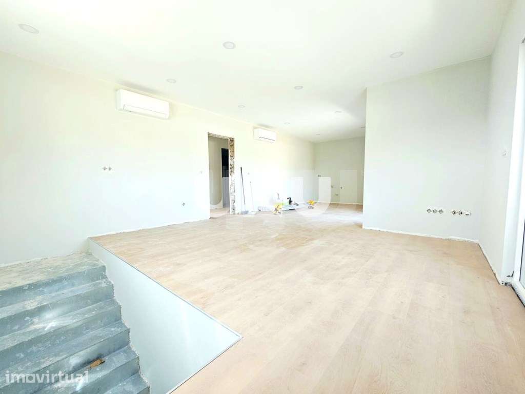 Apartamento T3 - Vistas Desafogadas - Grande imagem: 2/19