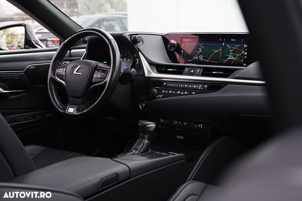 Lexus Seria ES 300h Style Edition - 20