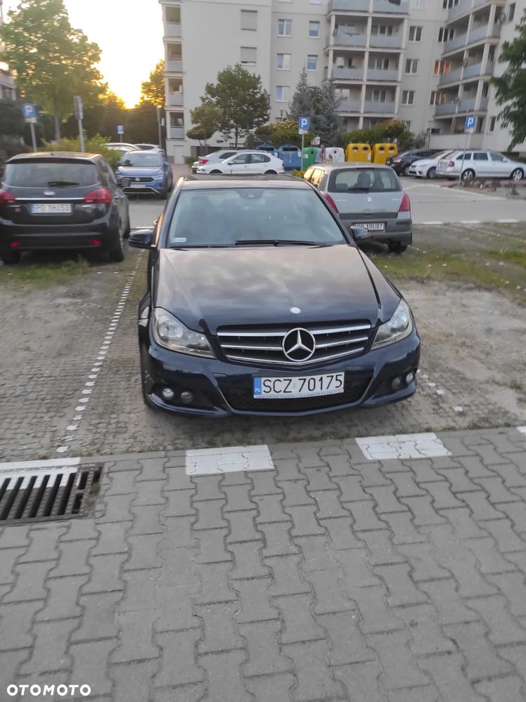 Mercedes-Benz Klasa C 180 CDI DPF (BlueEFFICIENCY) - 5
