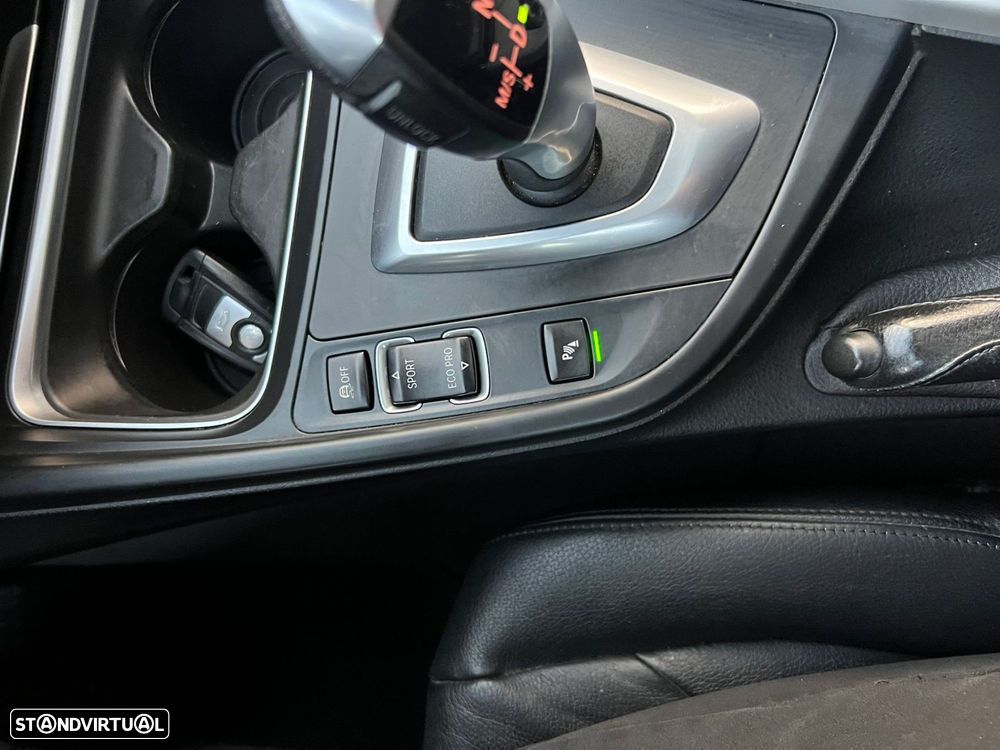 BMW 328 i Auto Line Sport - 42