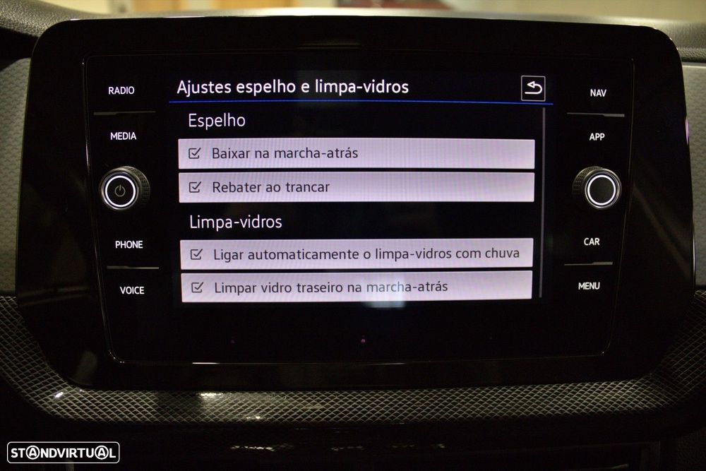 VW T-Cross 1.0 TSI Urban DSG - 29