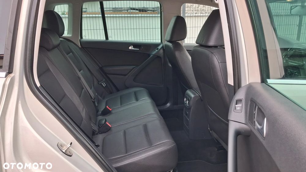 Volkswagen Tiguan - 10