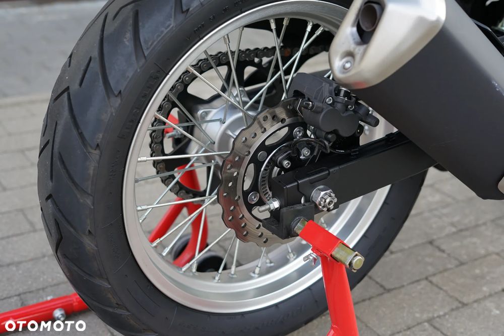 Kawasaki Versys-X 300 - 8