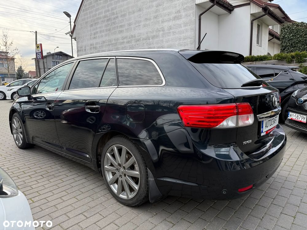 Toyota Avensis 2.0 Prestige MS - 22