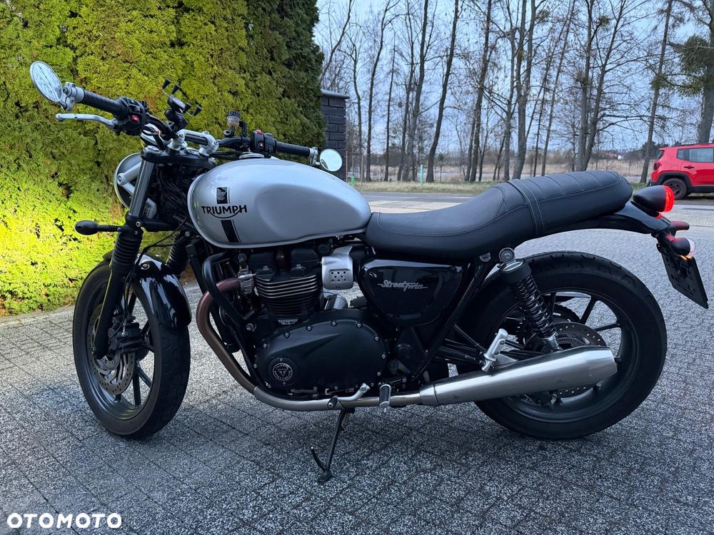Triumph Street Twin - 9