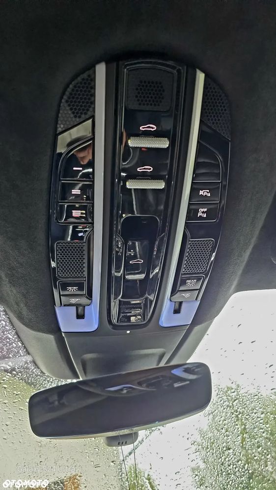 Porsche Panamera - 28