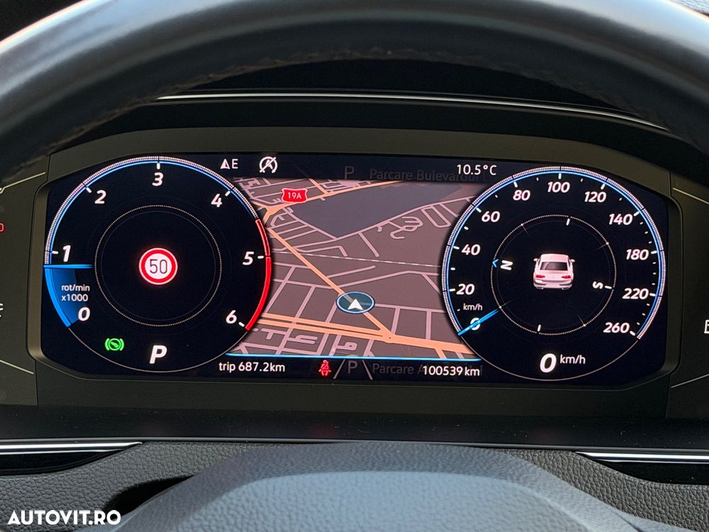 Volkswagen Passat 2.0 TDI SCR DSG Highline - 28