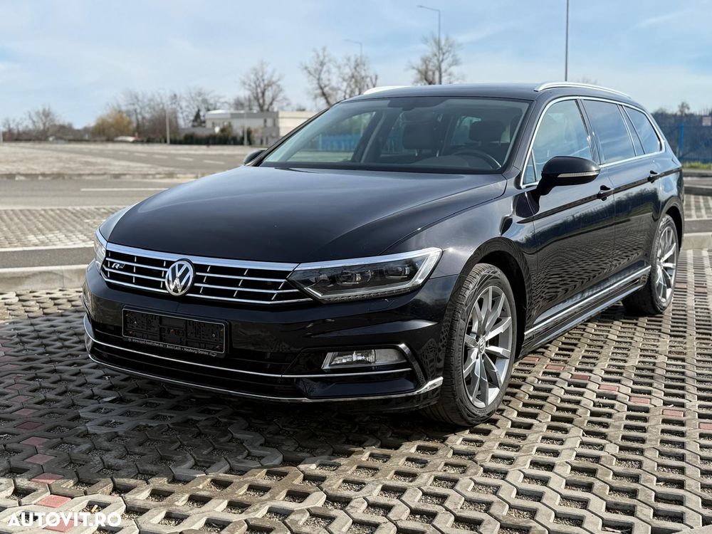 Volkswagen Passat 2.0 TDI R Executive - 1