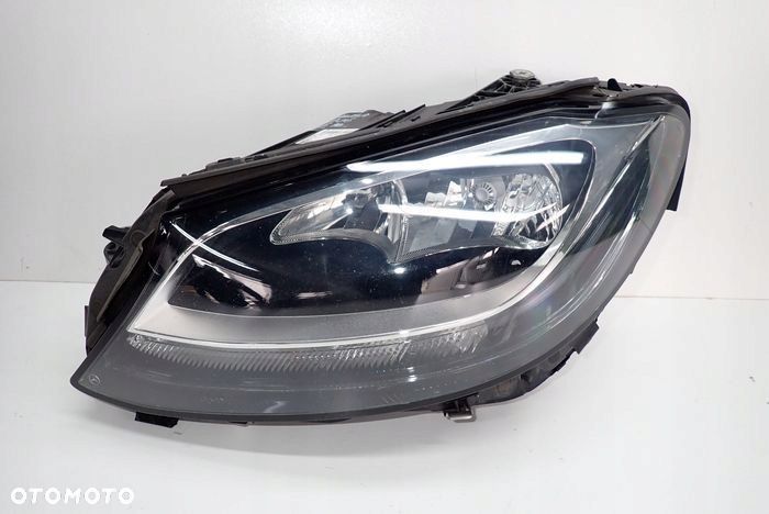 C-KLASA 205 W205 13-18 reflektor lewy lampa lewa