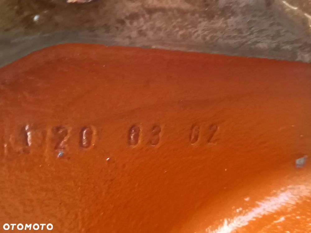 Obudowa skrzyni biegów Case MXM155 - 4