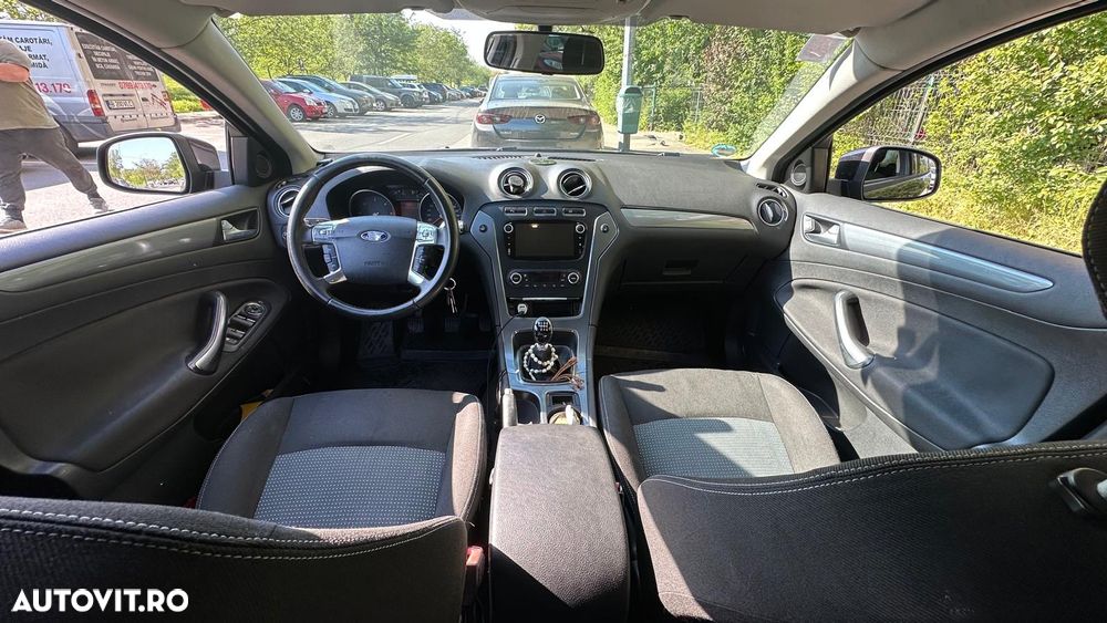 Ford Mondeo 1.6 TDCi Ambiente - 1