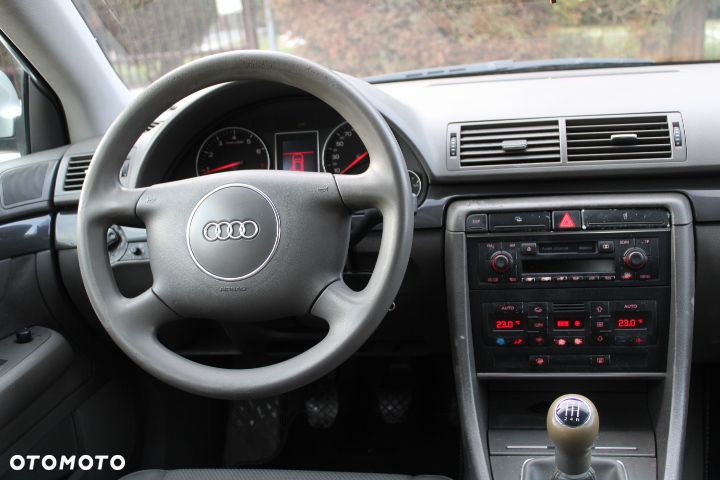 Audi A4 Limousine 2 - 9