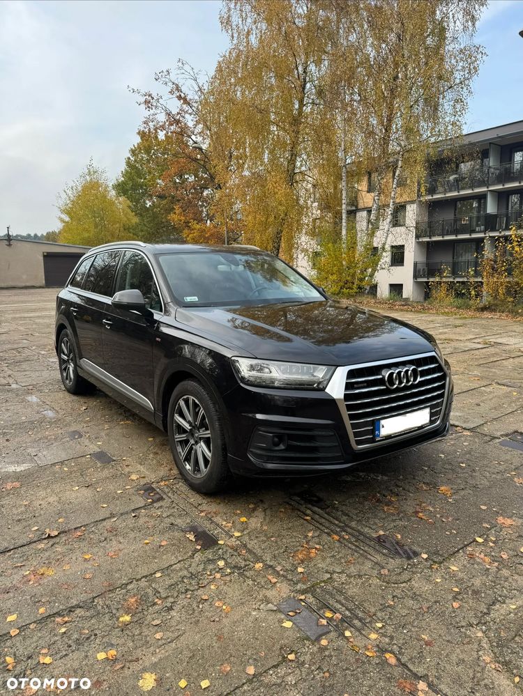 Audi Q7 - 1