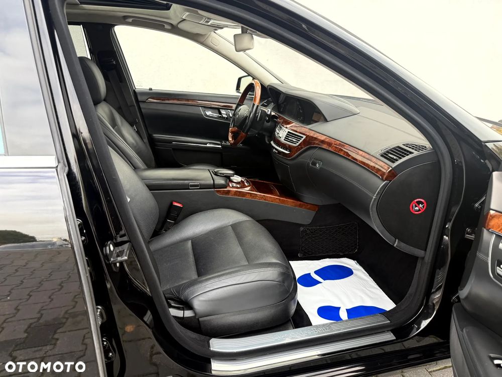 Mercedes-Benz Klasa S 500 L 4Matic 7G-TRONIC - 22