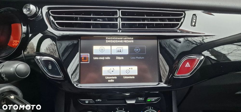 Citroën C3 Pure Tech (VTi) 82 Exclusive - 25