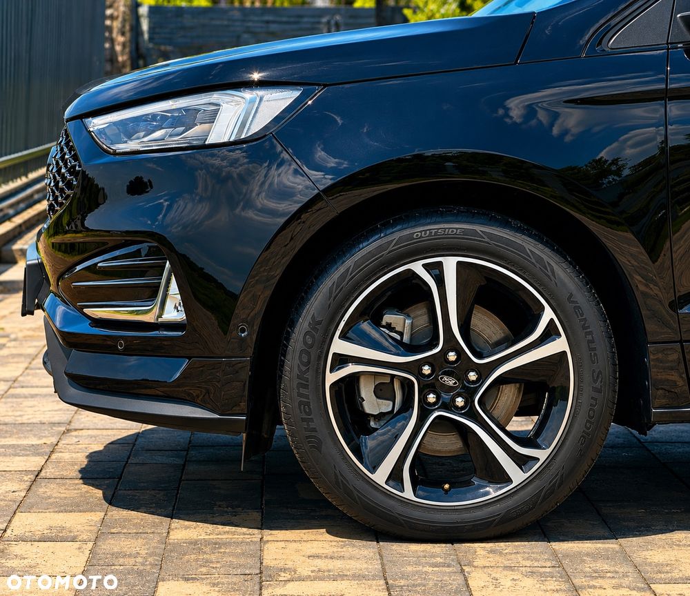 Ford Edge - 2