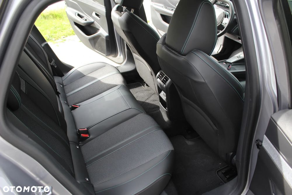 Peugeot 308 1.5 BlueHDi Active S&S EAT6 - 20