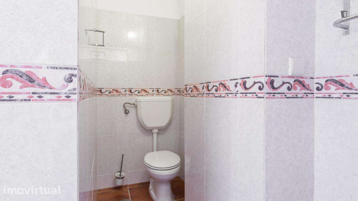 Quarto - localizado em Ramalde Porto - Grande imagem: 4/27