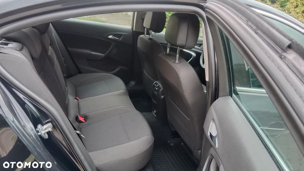 Opel Insignia 2.0 CDTI Edition - 9