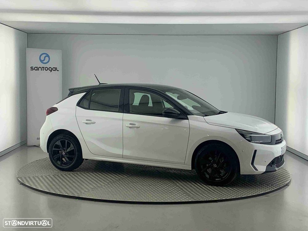 Opel Corsa 1.2 T GS - 1