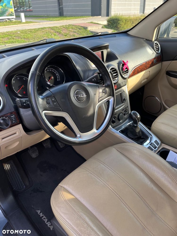 Opel Antara 2.2 CDTI Design Edition - 5