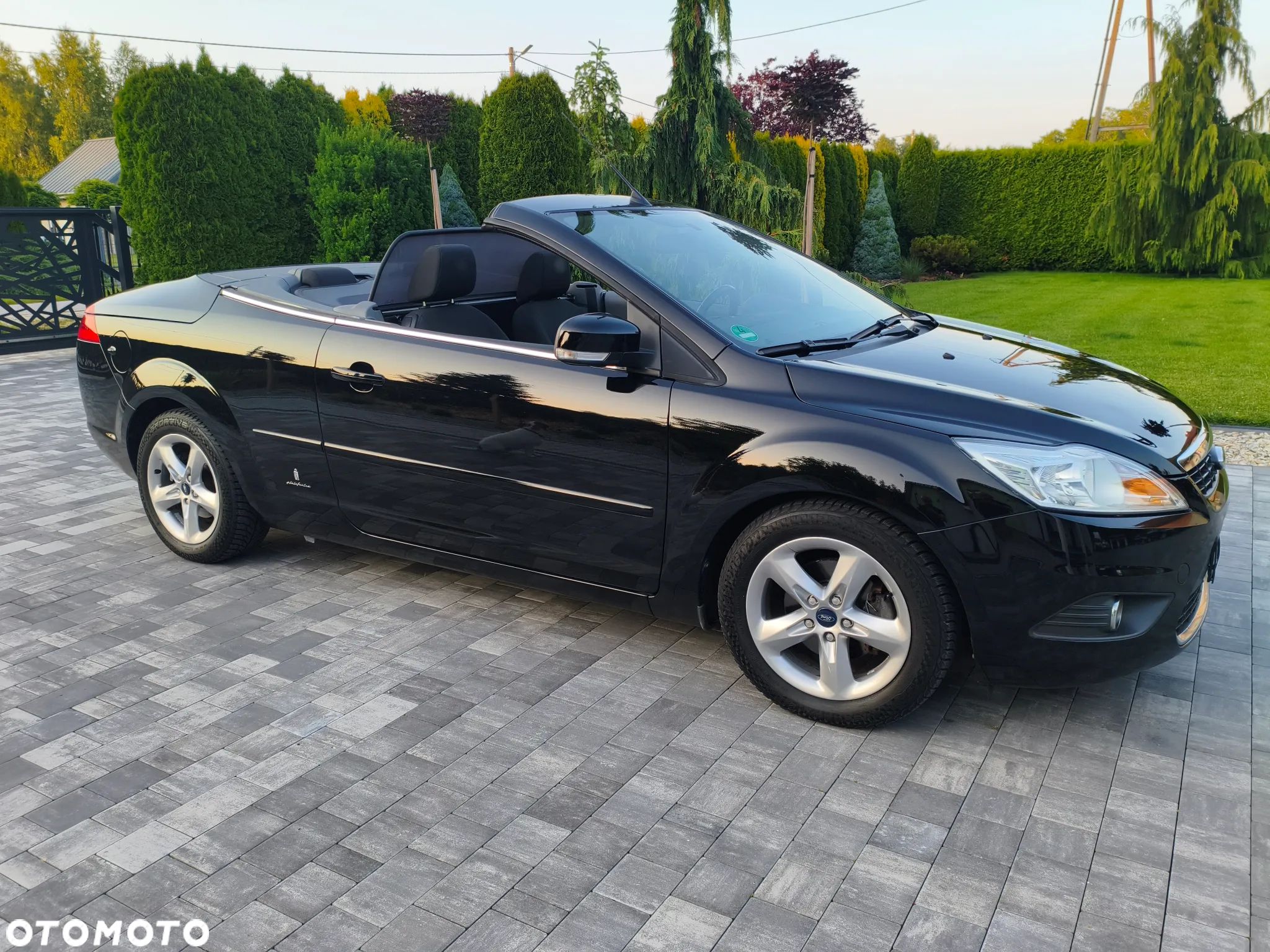 Ford Focus Coupe-Cabriolet 1.6 16V Trend - 1