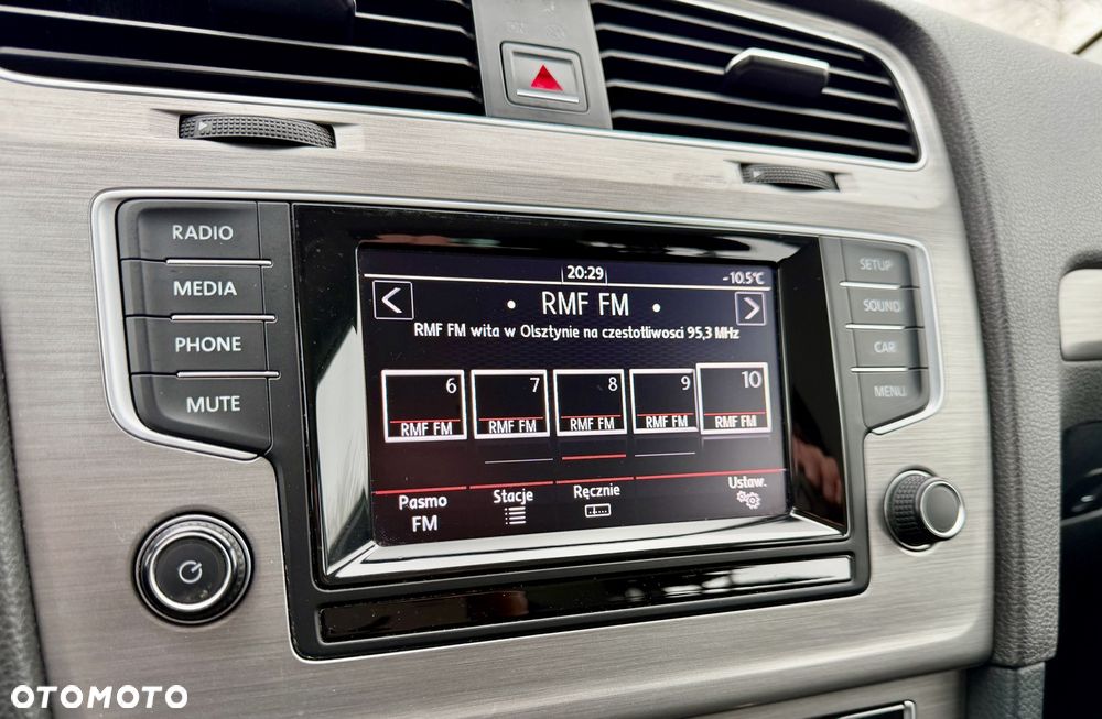 Volkswagen Golf - 14