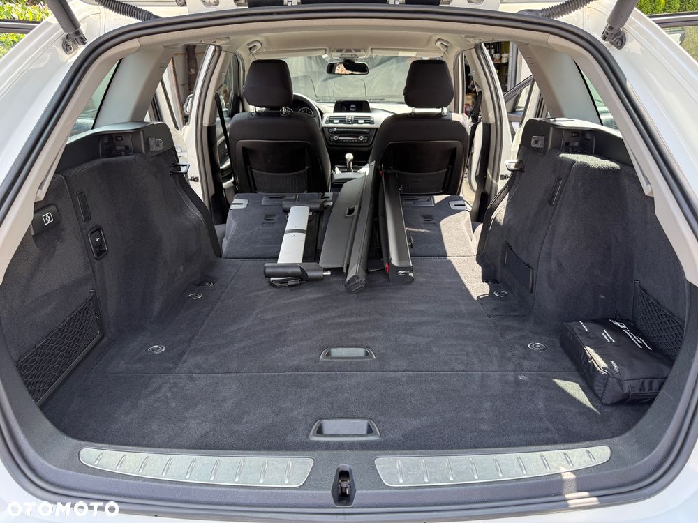 BMW Seria 3 320d Sport Line - 33