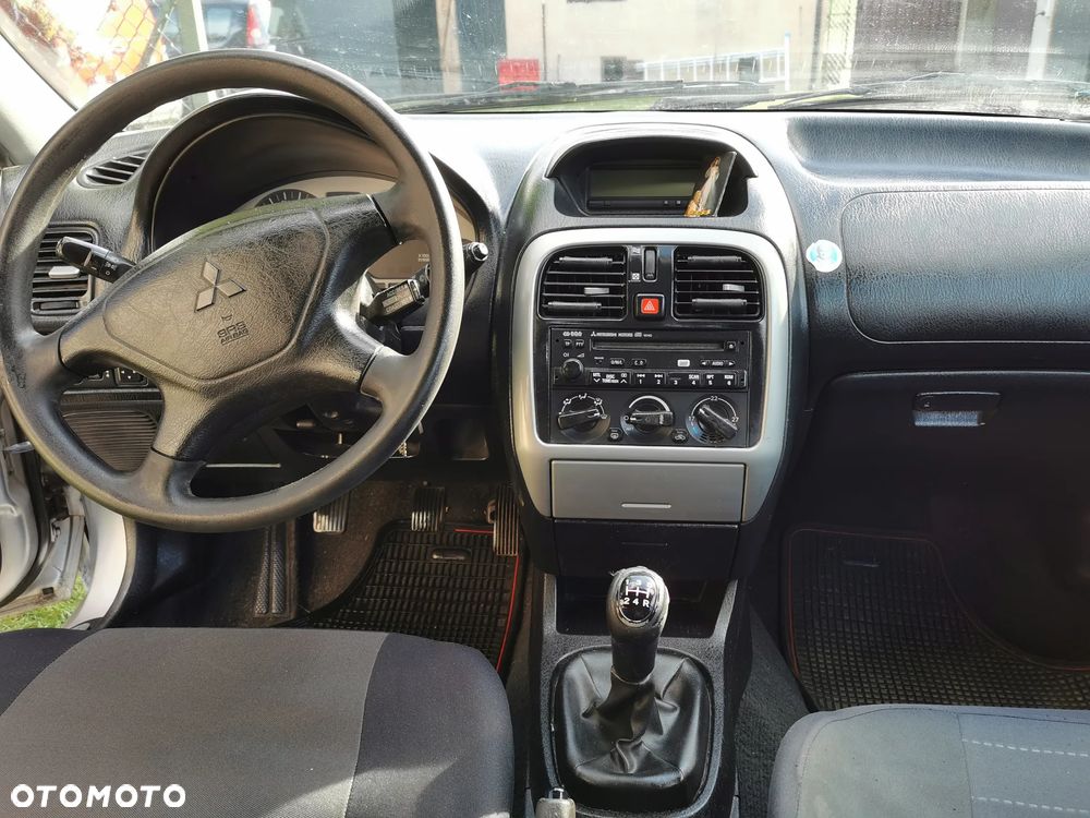 Mitsubishi Carisma 1.9 DID HP Comfort - 9
