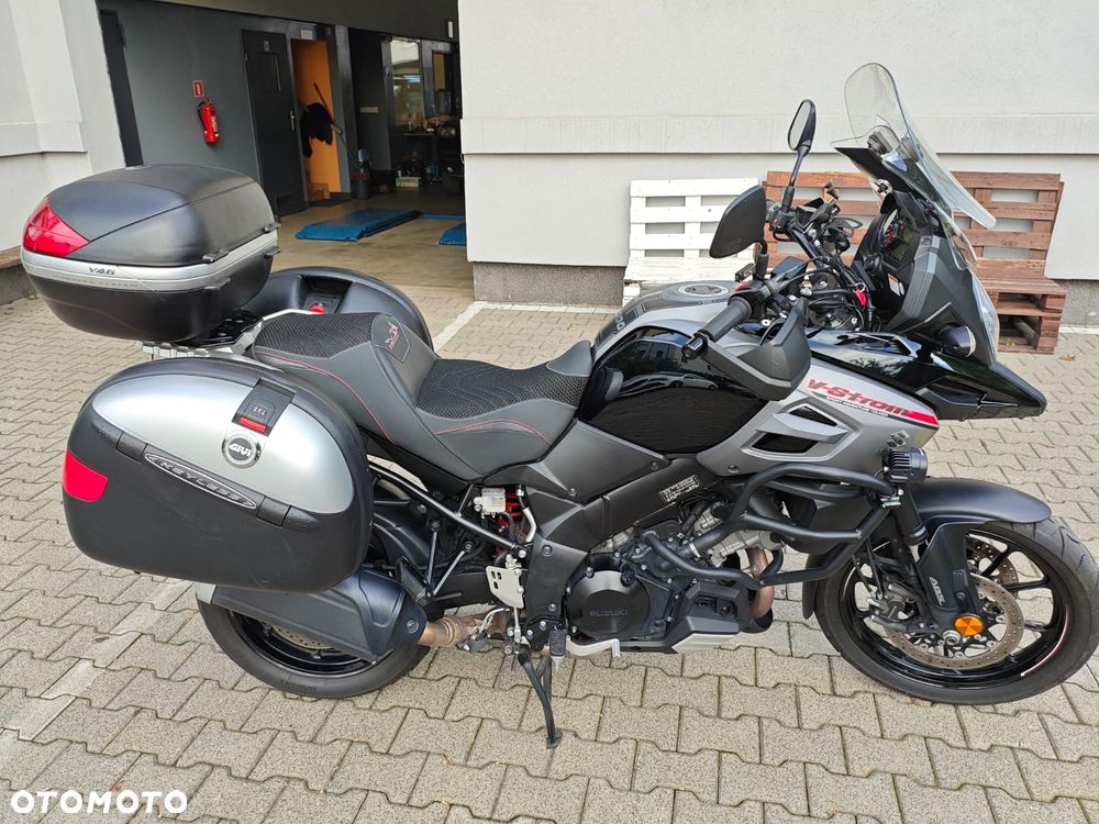 Suzuki V-STROM