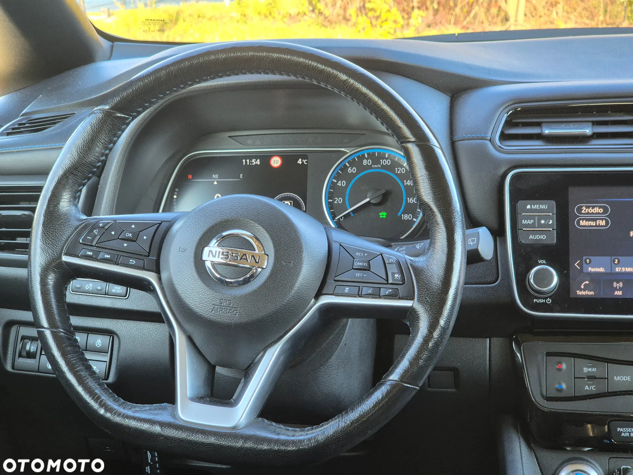 Nissan Leaf 40kWh Acenta - 23