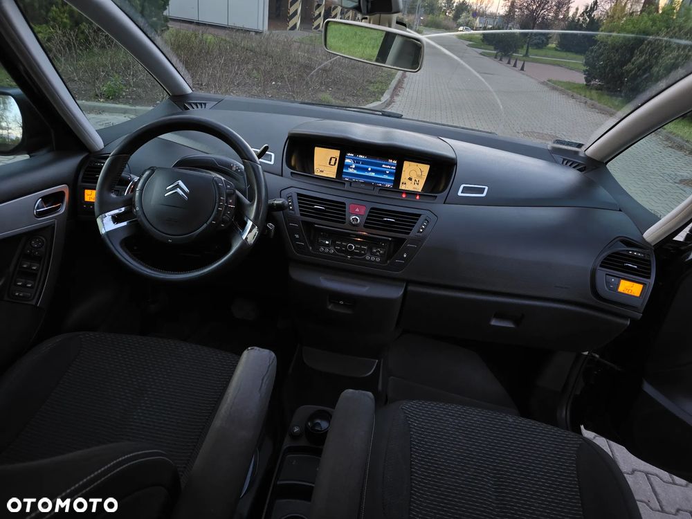 Citroën C4 Picasso 2.0 HDi FAP EGS6 Exclusive - 18