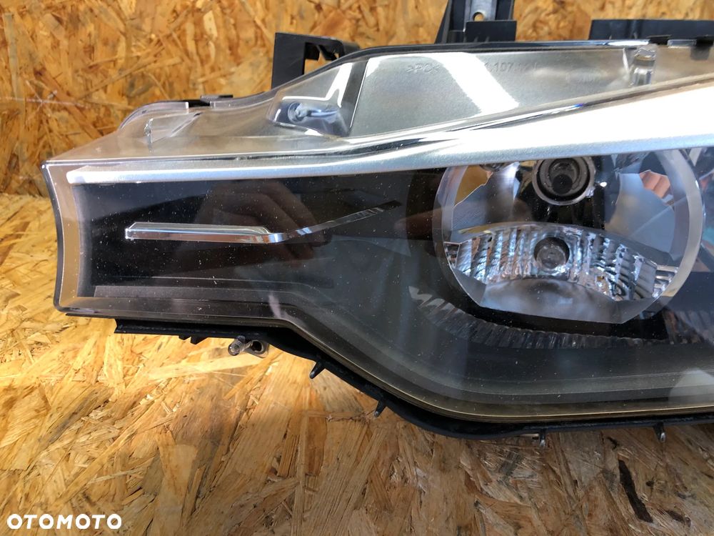 LAMPA LEWA PRAWA PRZÓD BMW F30 F31 - 11